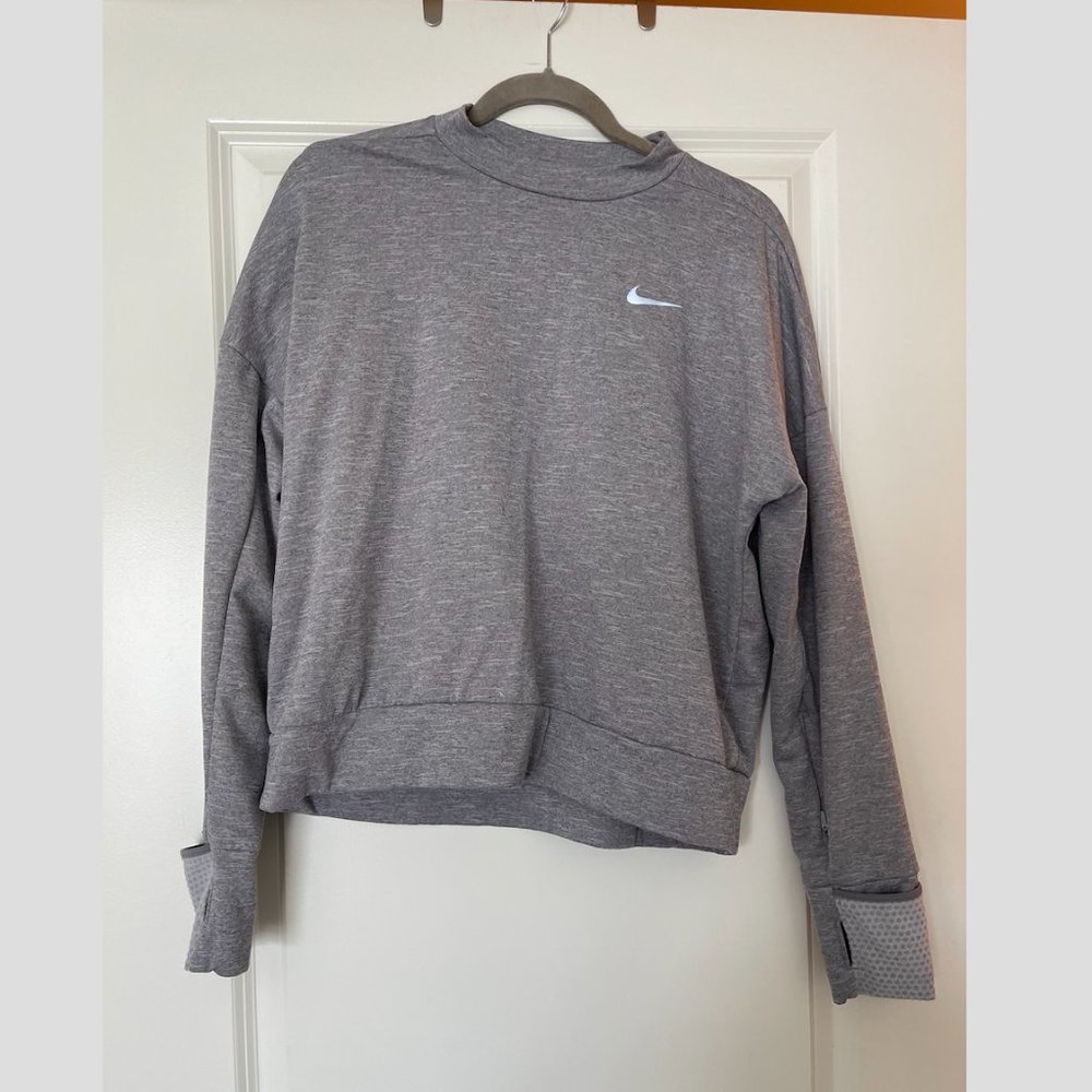 Nike Women's dryfit pullover